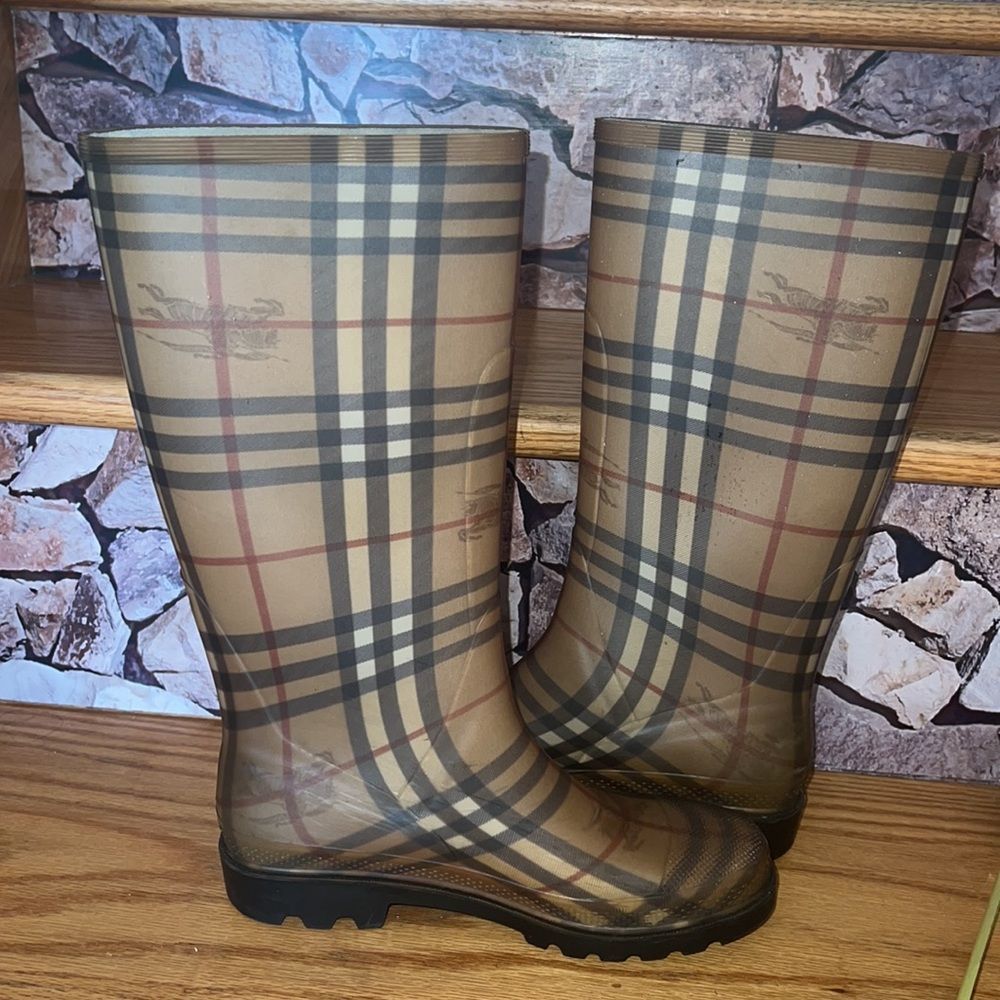 Burberry Rain Boots - Picture 2 of 11